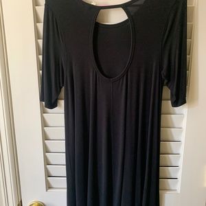 Free People Black Medium size tunic top with back keyhole